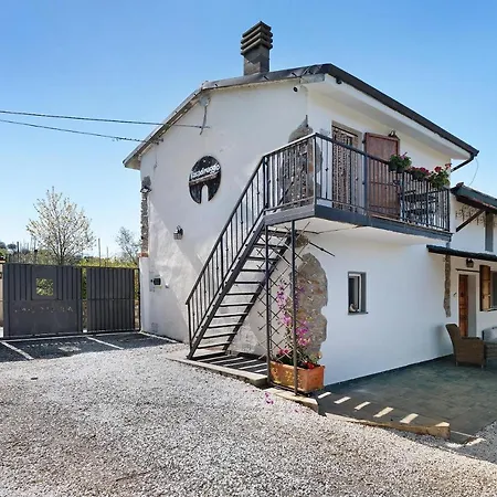 Appartamento Rosadimaggio Violetta *